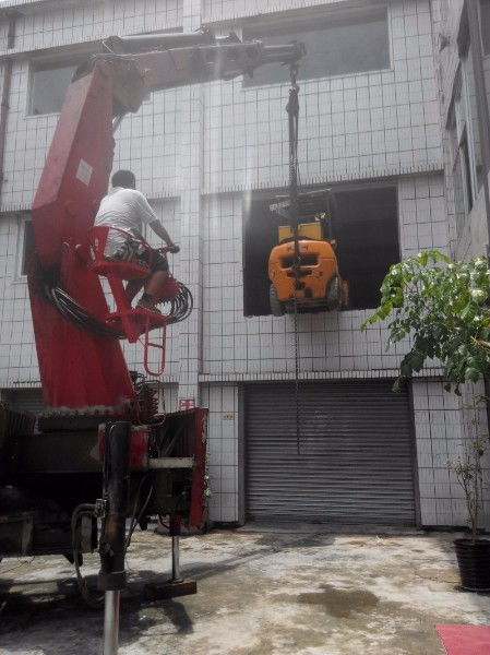 厚街高空作業車出租，一站式打包服務助力高效施工